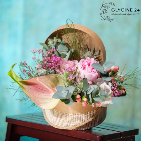 votre artisan fleuriste vous propose le bouquet : Composition musicale en fleurs