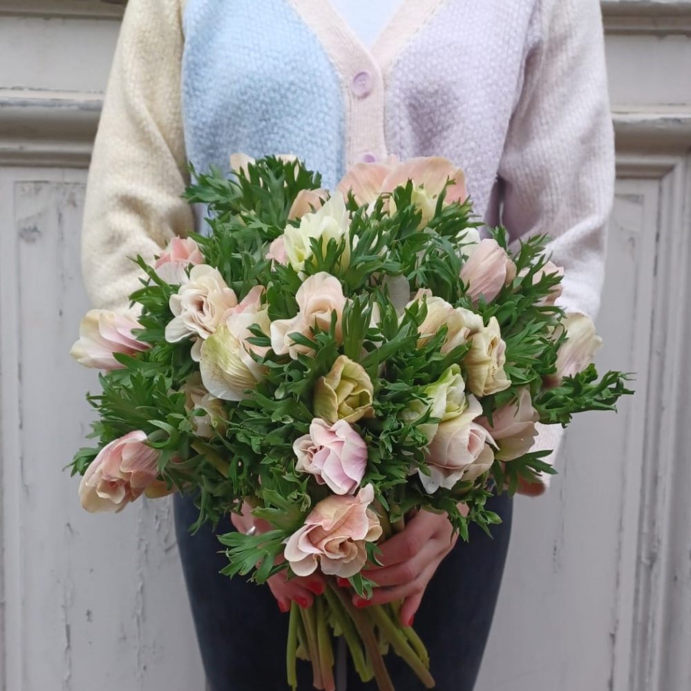Bouquet d'Anémones, par Atelier Armelle Alleton, fleuriste à Le Mans