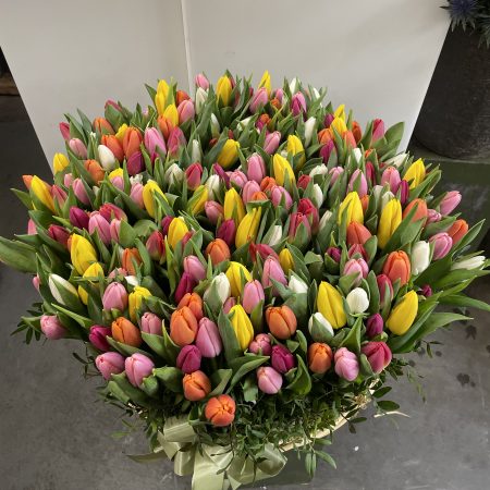 Jardin de tulipes, par Le Studio, fleuriste à Paris