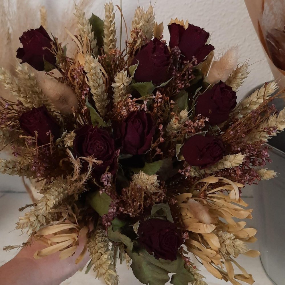 bouquet rond de fleurs séchées, par A l'Aube des fleurs, fleuriste à Troyes