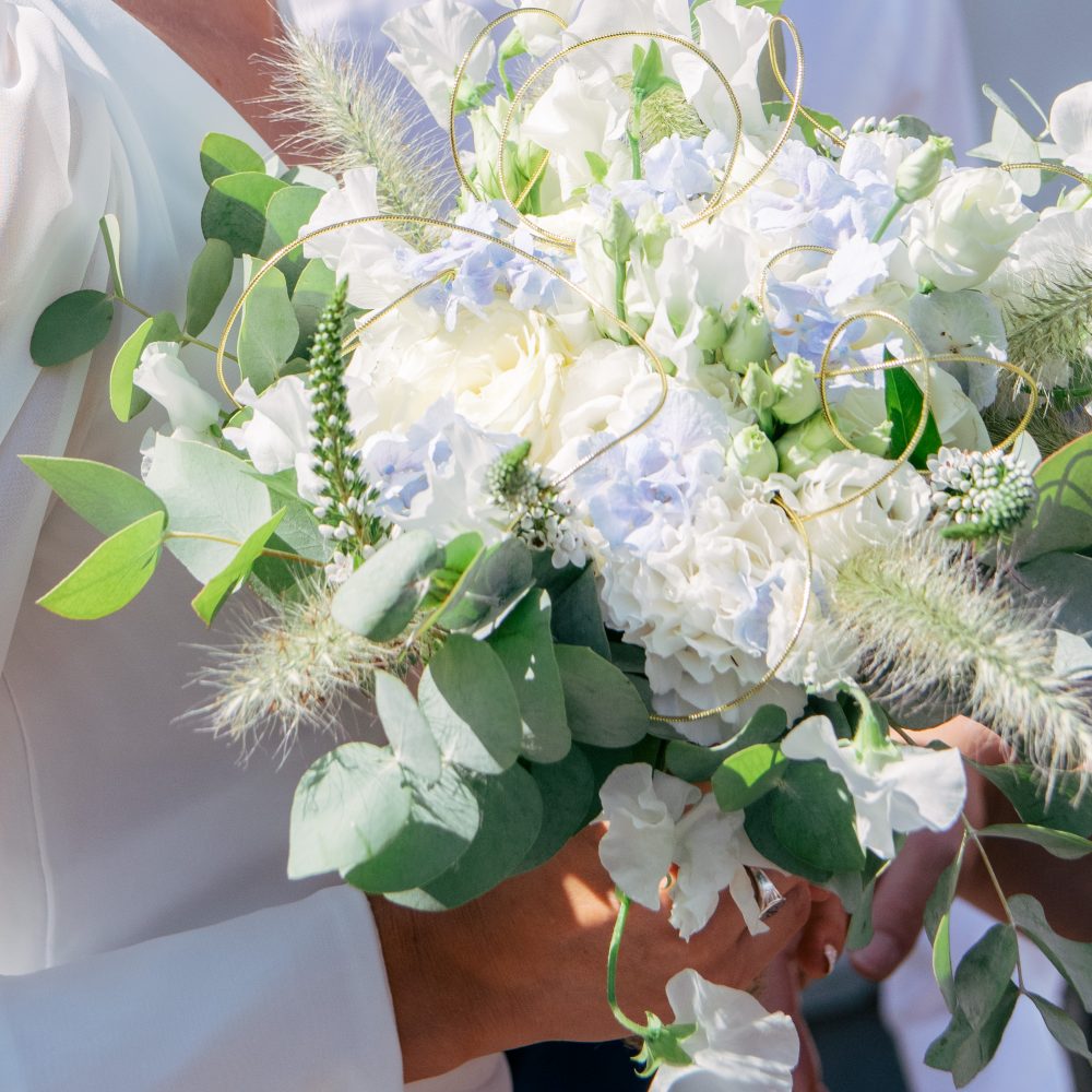 Et si on se mariait..., par Fleurs de France Arbois, fleuriste à Arbois