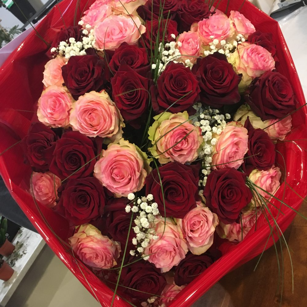 bouquet de rose unie, par A L'Epi Fleuri, fleuriste à Montereau-Fault-Yonne