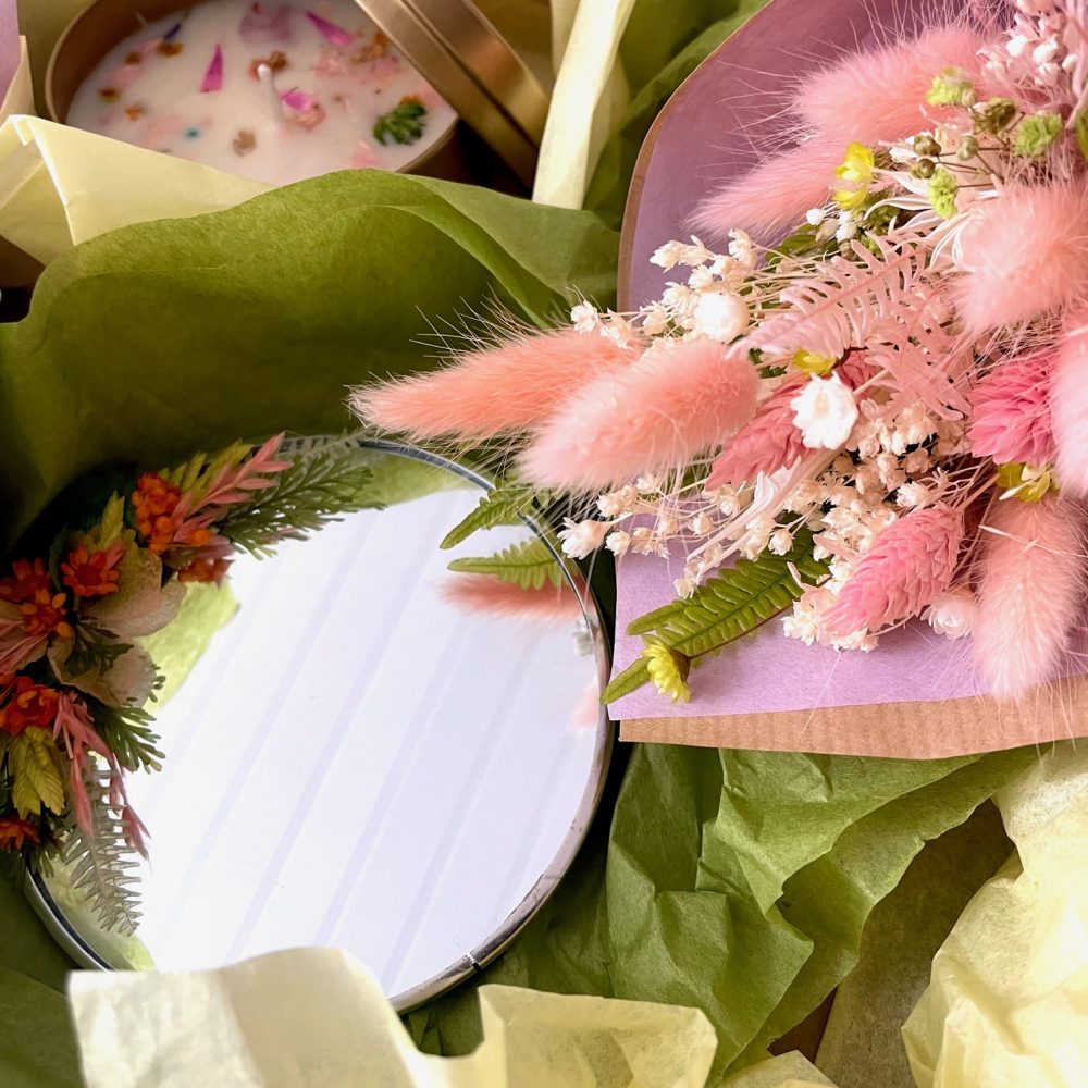 Boîte cadeaux Fête des mères, par Atelier fleuri, fleuriste à Besançon