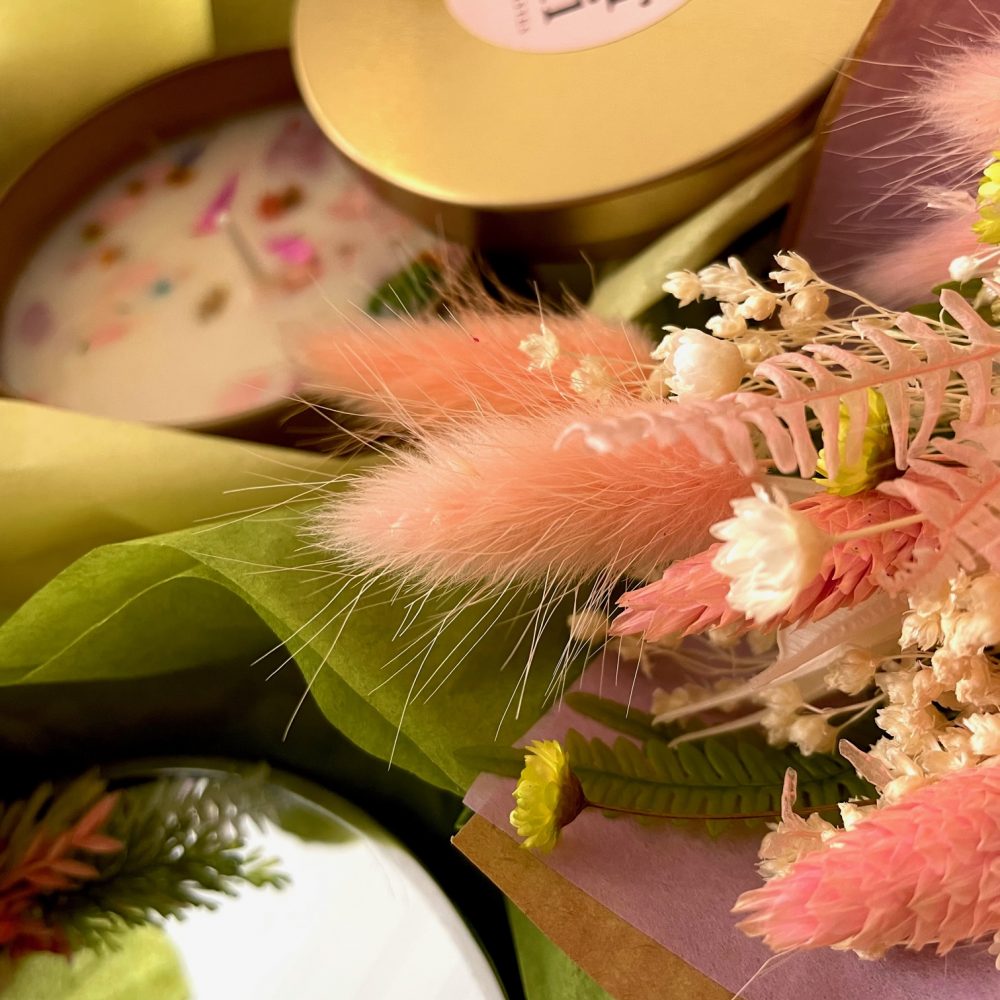 Boîte cadeaux Fête des mères, par Atelier fleuri, fleuriste à Besançon