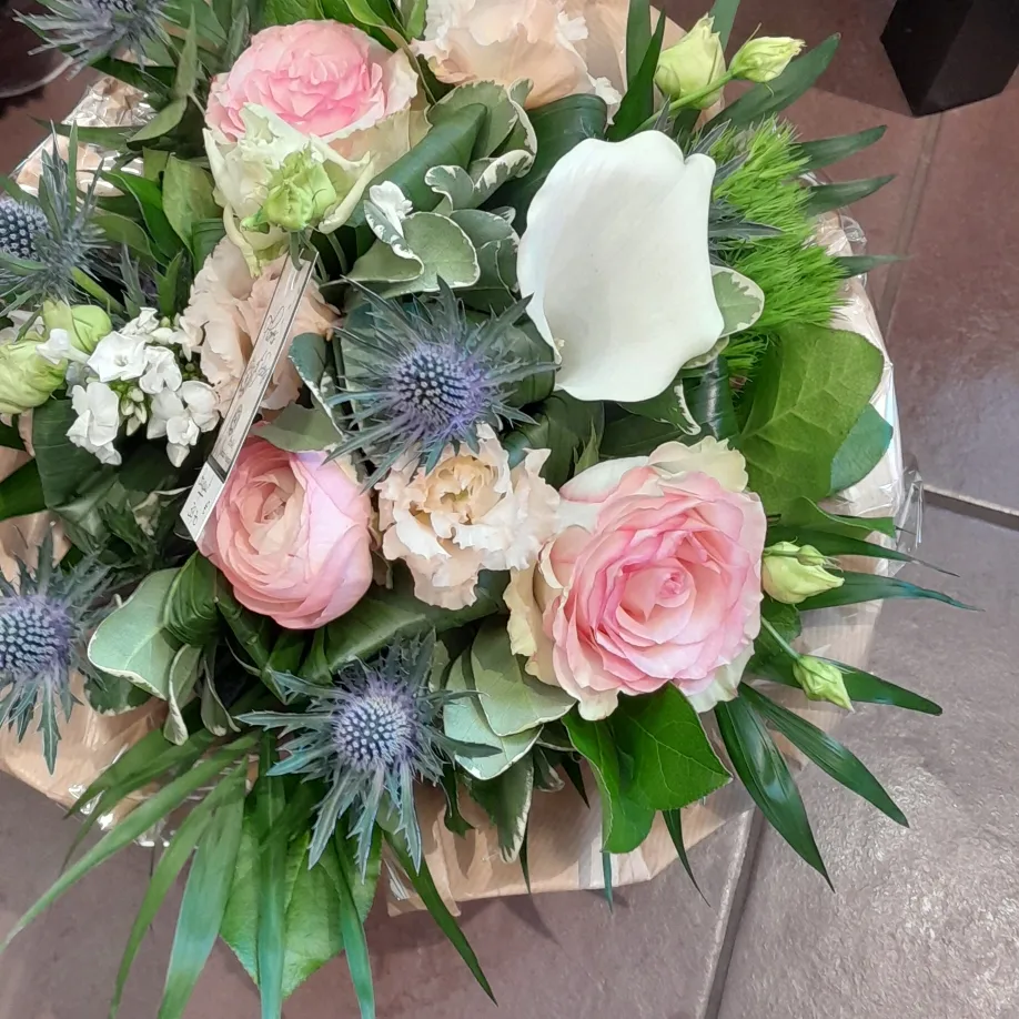 Bouquet Remerciements, par Flores Et Sens, fleuriste à Connerré