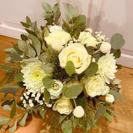 Bouquet champêtre blanc, par Le Temps D'Une Rose, fleuriste à Neuf-Brisach