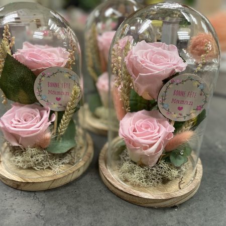Cloche rose "Bonne fête maman", par Le Temps D'Une Rose, fleuriste à Neuf-Brisach