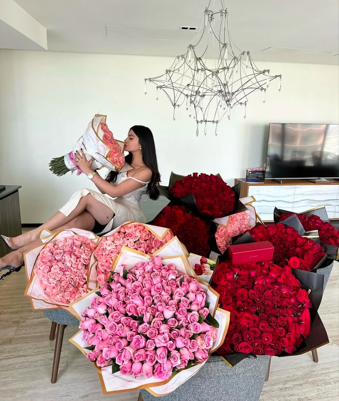 Bouquet de 150 roses rouge, par Trésors Fleuris, fleuriste à Belfort