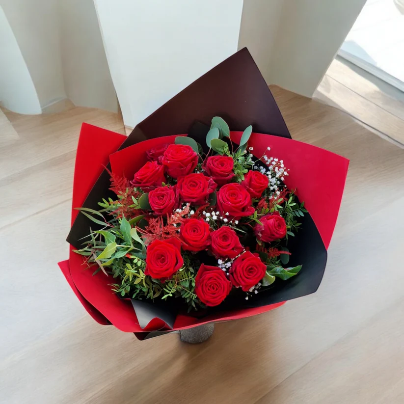 Bouquet de Roses rouges, par Les fleurs de Mila, fleuriste à Londerzeel