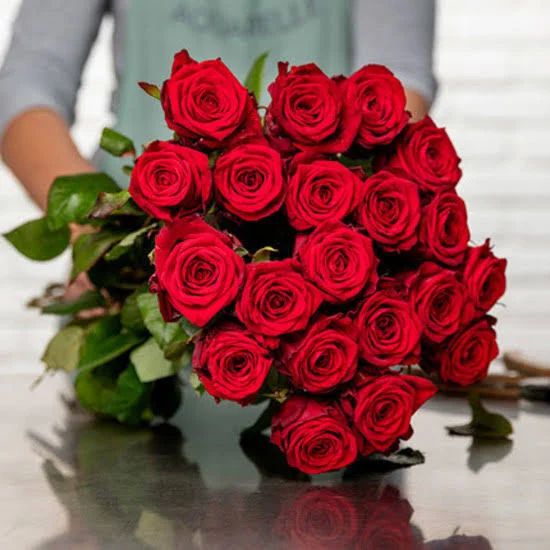Bouquet de Roses rouges, par Sita Fleurs, fleuriste à Le Tampon