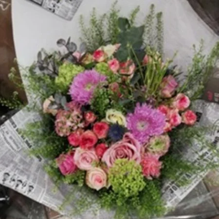 Bouquet racé aux couleurs tendances, par Fleurs et Tendances, fleuriste à Vandœuvre-lès-Nancy