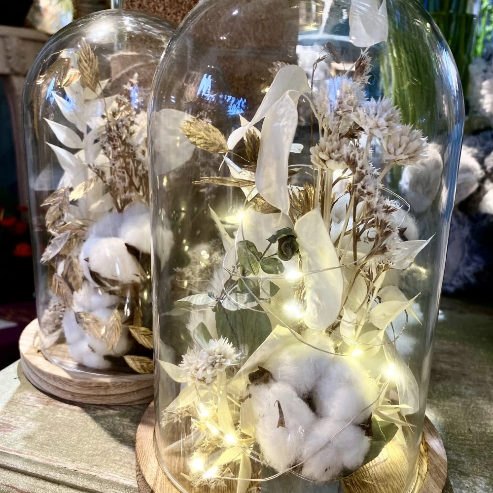 Cloche Noel Pour Toujours, par Magnolia Fleuriste, fleuriste à Antibes