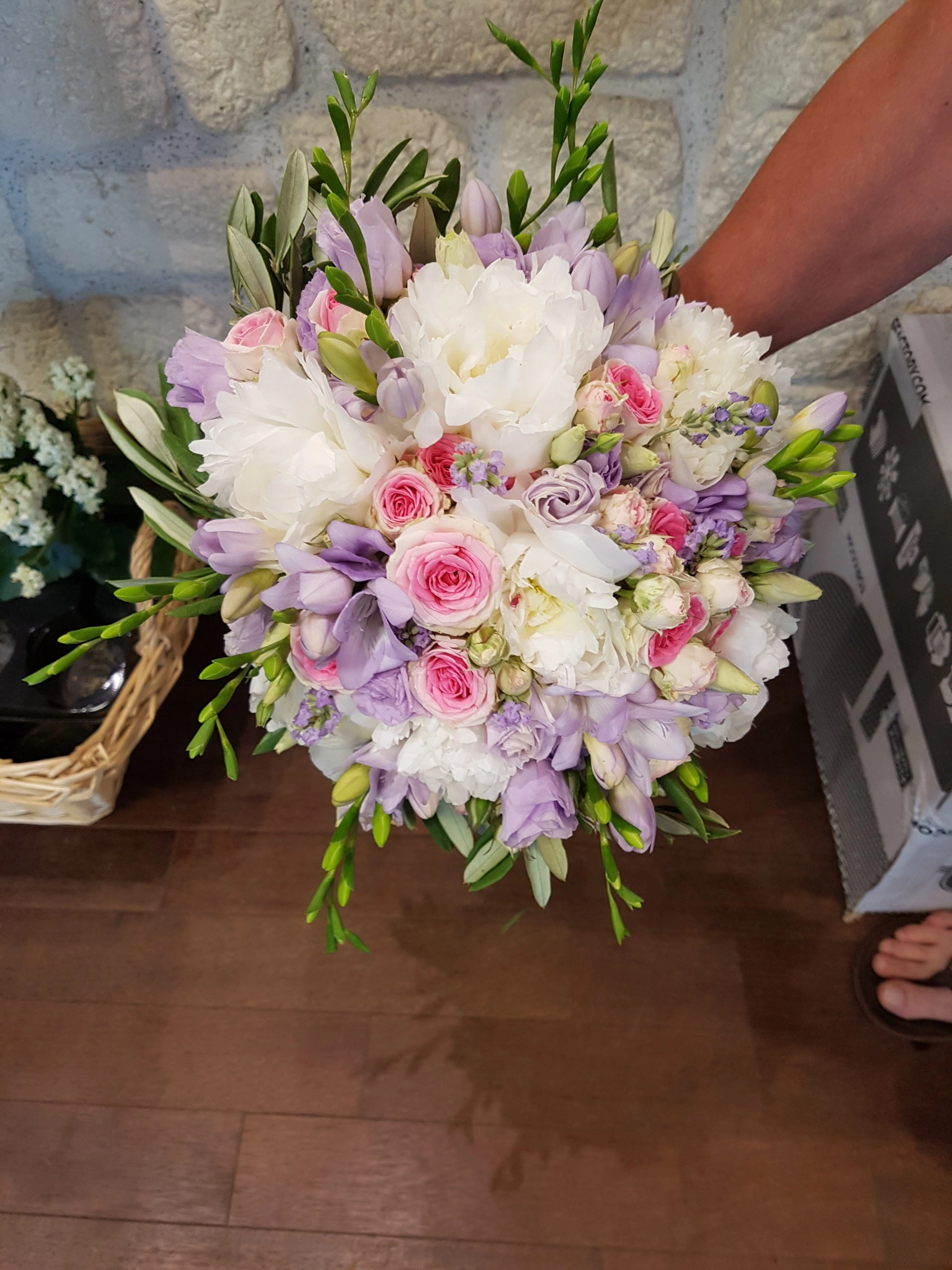 Bouquet romantique, par Le Kiosque, fleuriste à Saint-Maur-des-Fossés