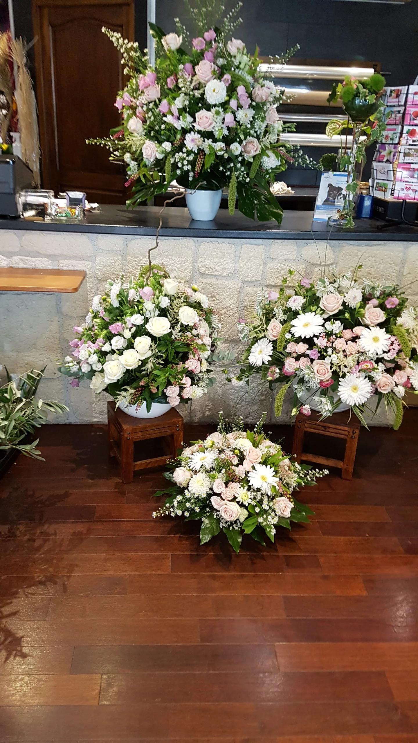 Composition de fleurs coupées, par Le Kiosque, fleuriste à Saint-Maur-des-Fossés