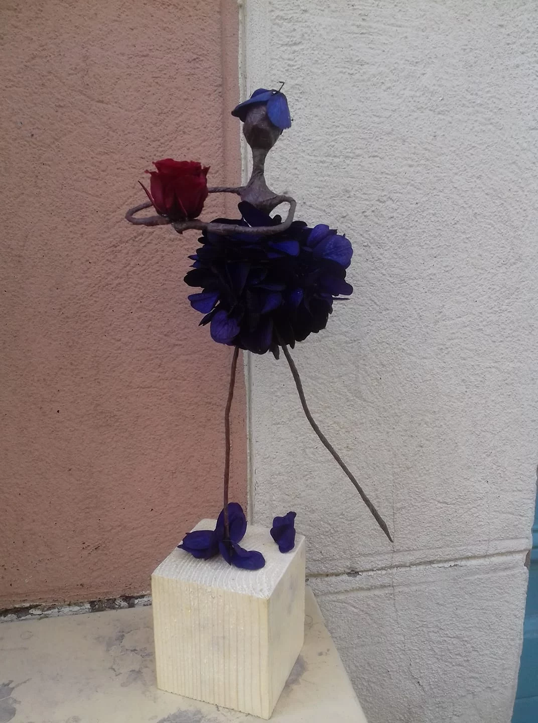 Mademoiselle Hortense, par Akane - Le murmure des fleurs, fleuriste à Cuers