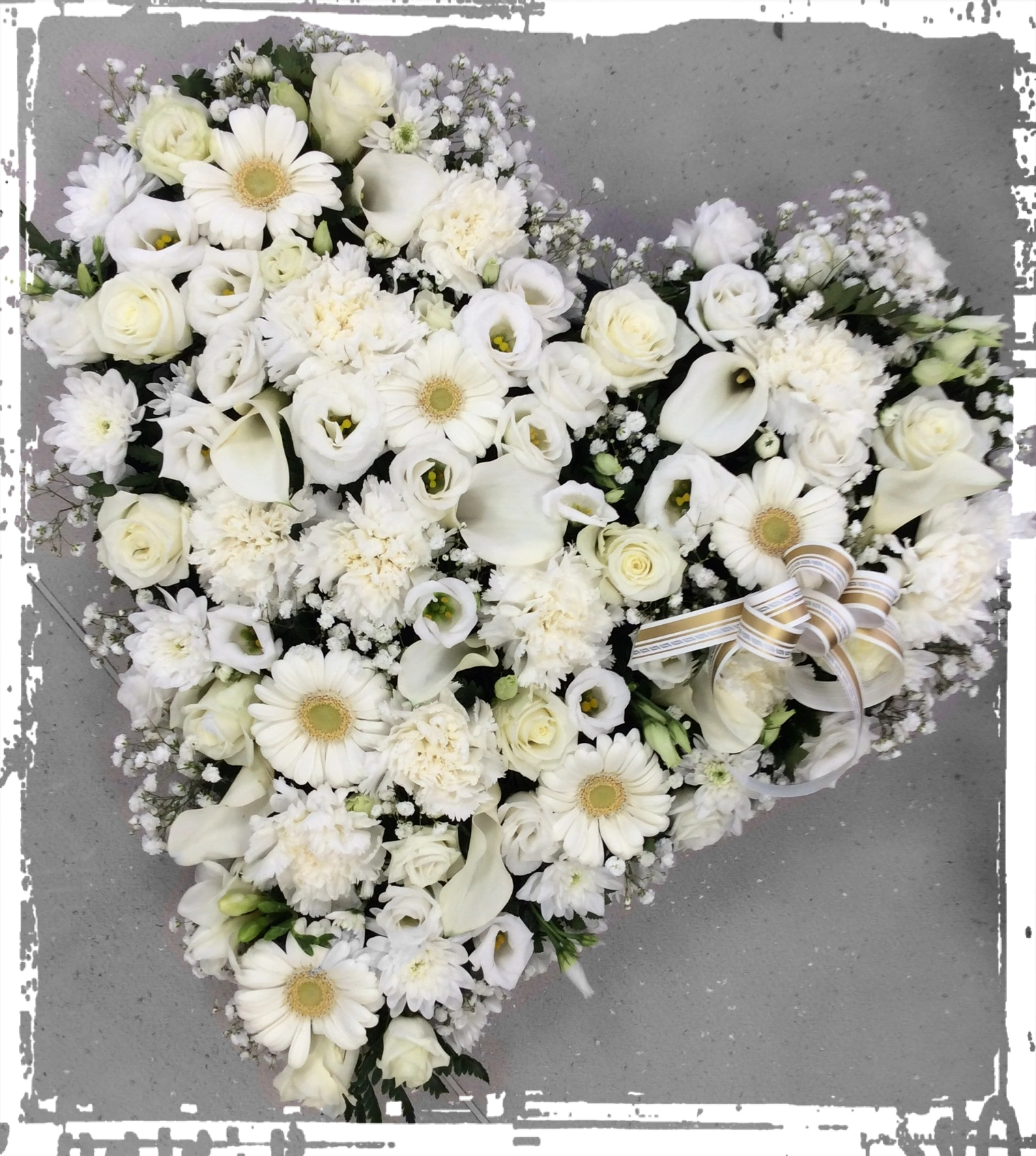 Coeur Deuil, par A La Rose d'Or, fleuriste à Narbonne
