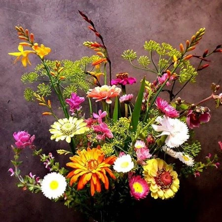 Bouquet de saison, par SENS Fleuriste Caviste, fleuriste à Paris