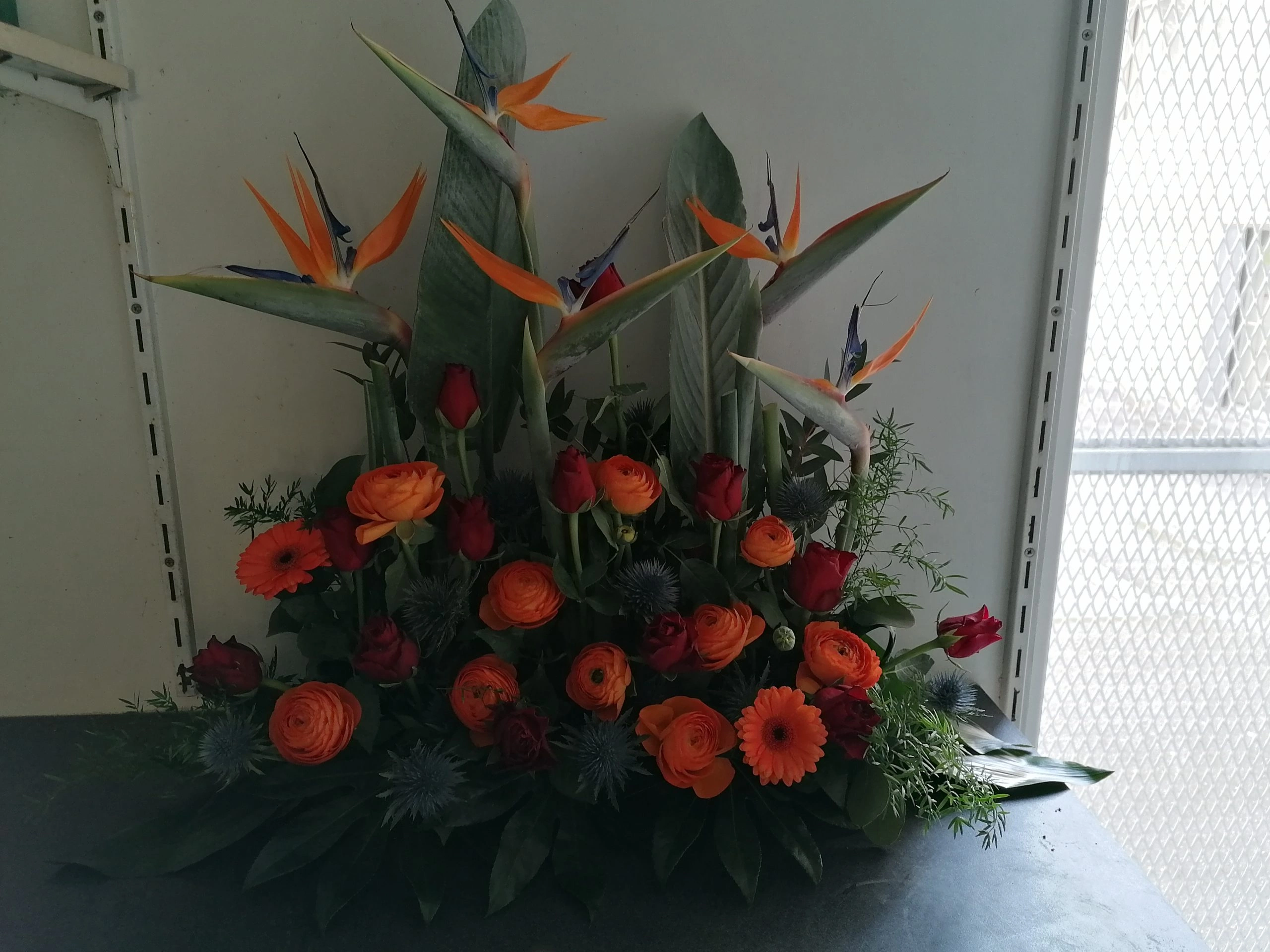 Devant de tombe grand modèle, par Jo lafleur, fleuriste à Besançon