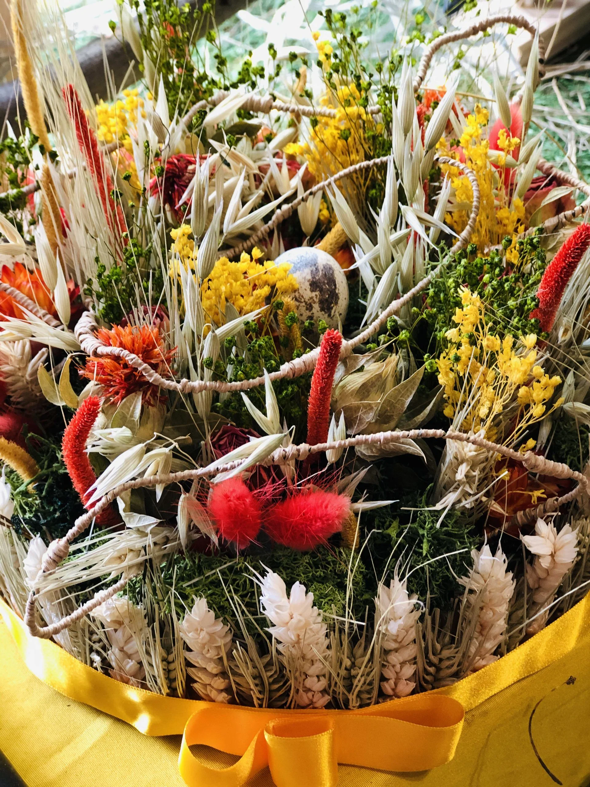 Centre de table en fleurs séchées, par Akane - Le murmure des fleurs, fleuriste à Cuers