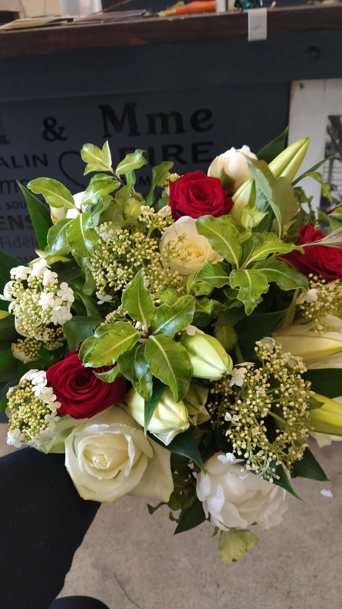 With Love, par La Fabrique Végétale, fleuriste à Wissous