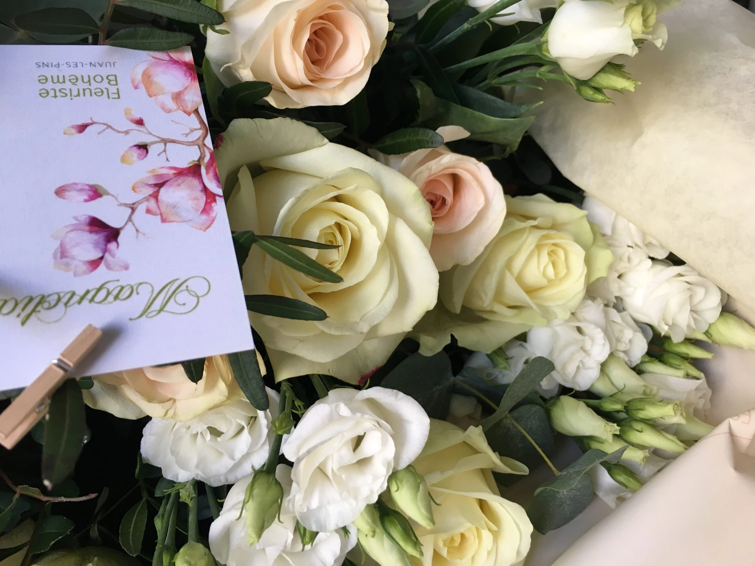 Bouquet de roses Vaporeux, par Magnolia Fleuriste, fleuriste à Antibes