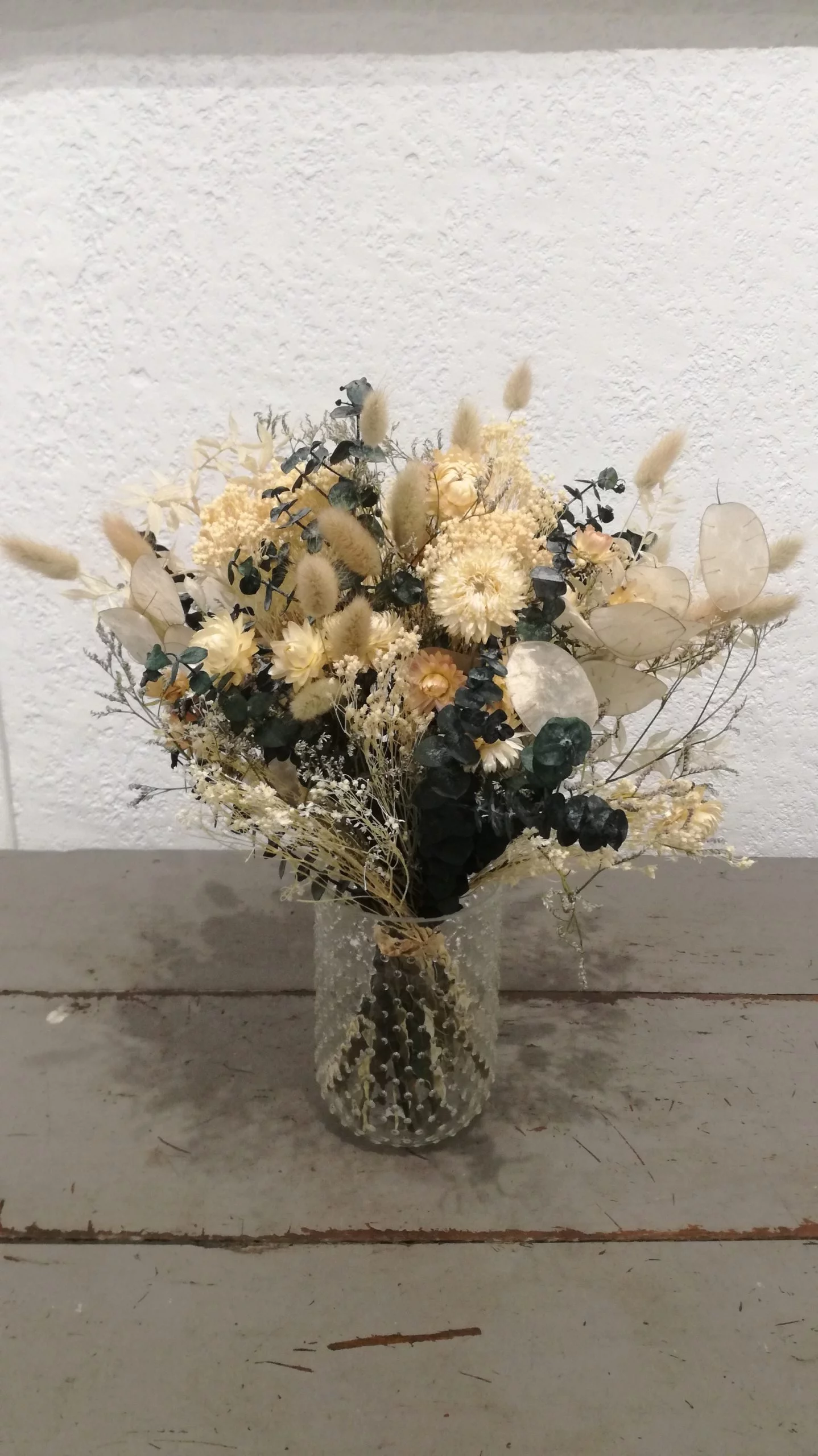 Bouquet de fleurs intemporelles, par Au fil des pétales, fleuriste à Saint-Geoire-en-Valdaine