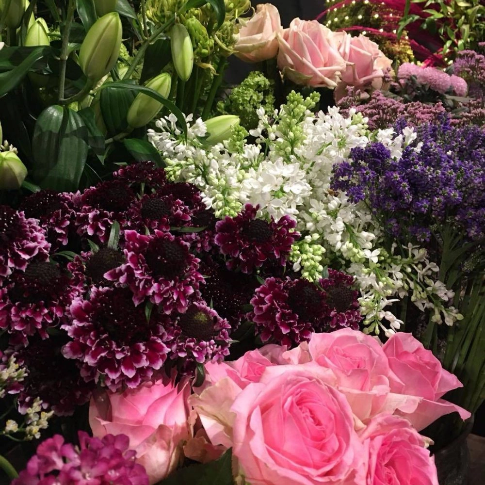 Bouquet Surprise'Atelier en Herbe', par L'Atelier En Herbe, fleuriste à Bruxelles