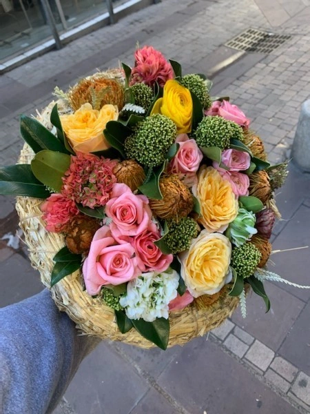 Bouquet Jovial, par Maison Guintoli, curieux fleuriste, fleuriste à Arles