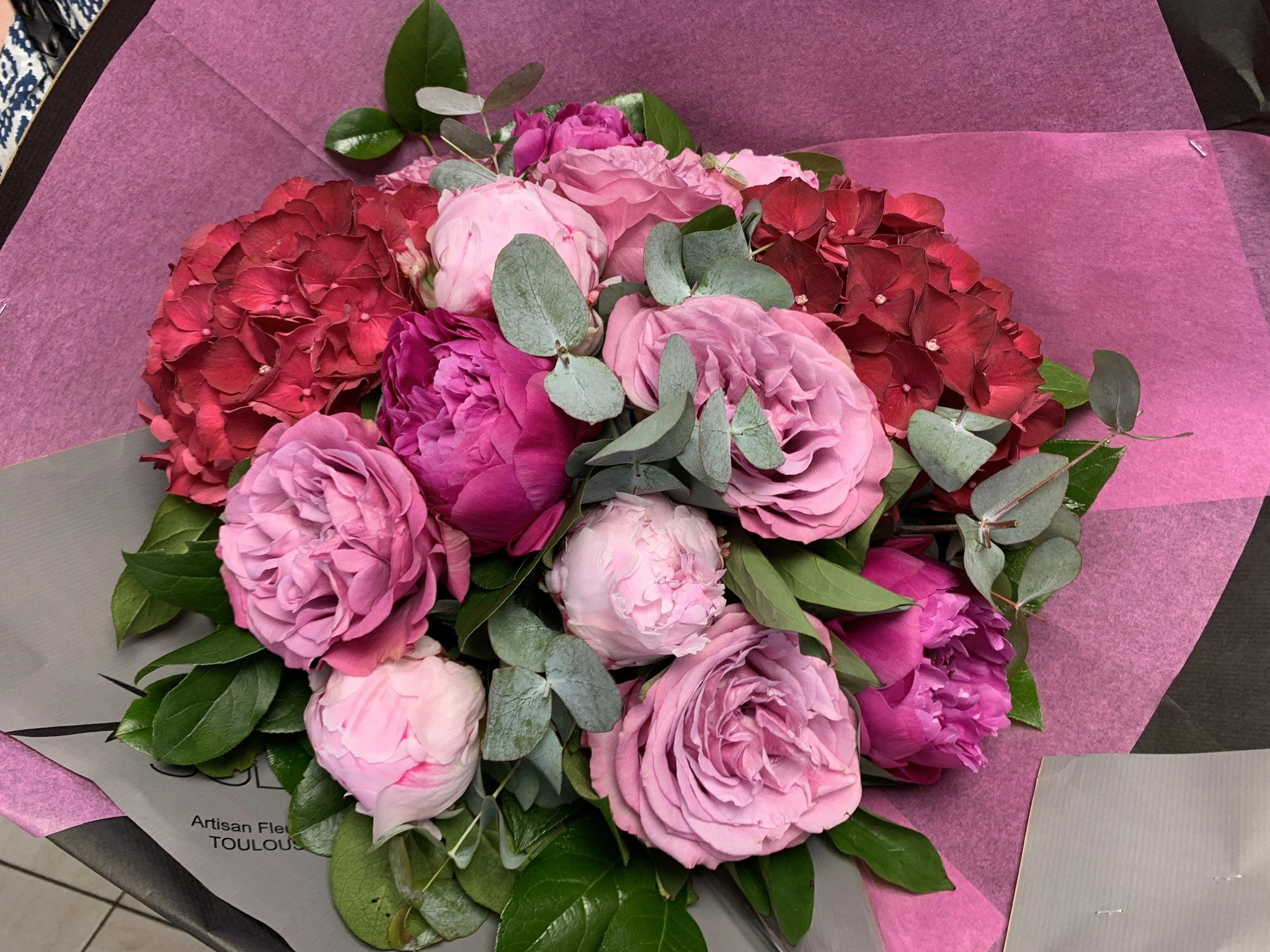 Bouquet Rond, par Julius Artisan Fleuriste, fleuriste à Toulouse