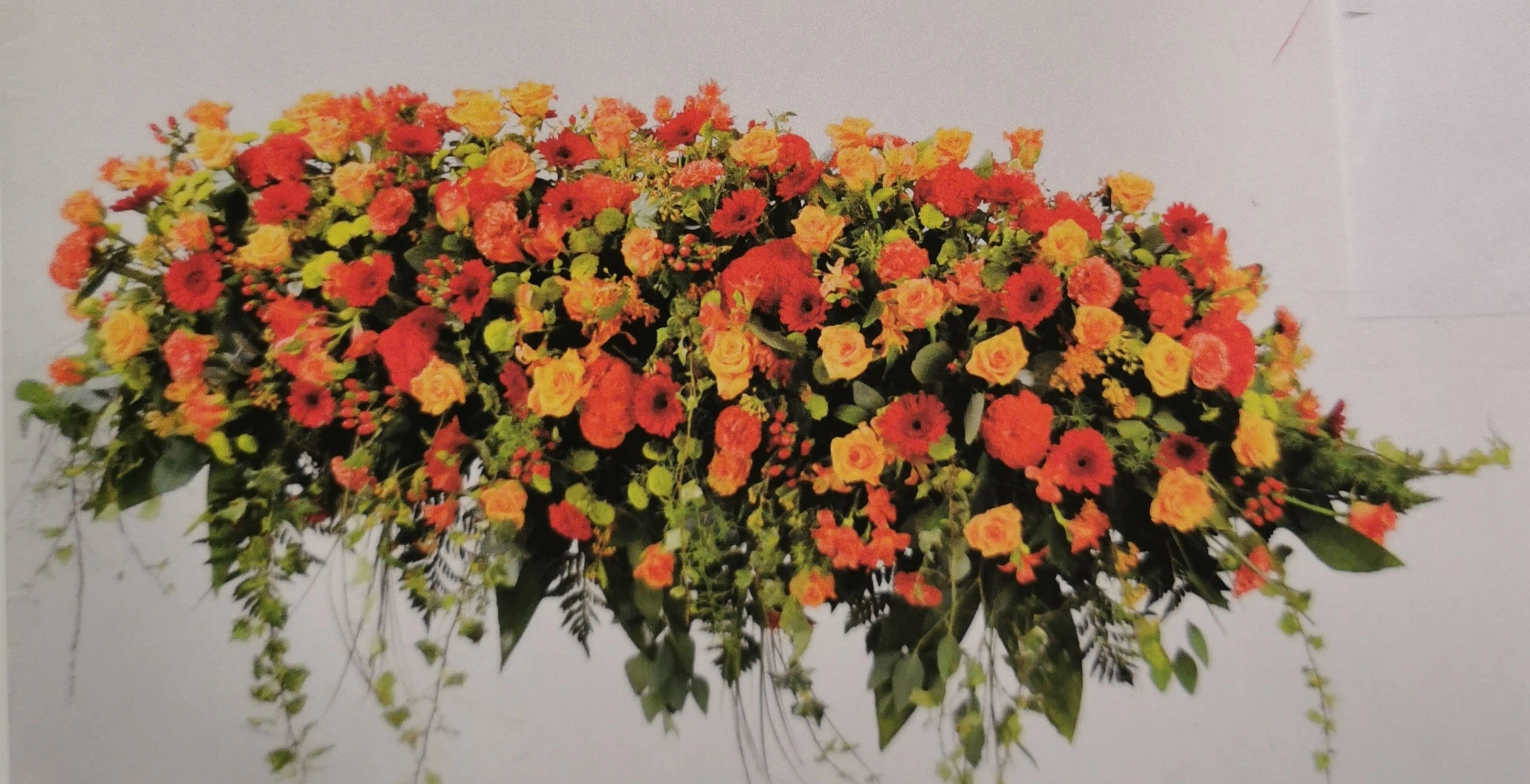 Dessus De Cercueil, par Alain Fleurs, fleuriste à Castillon-la-Bataille