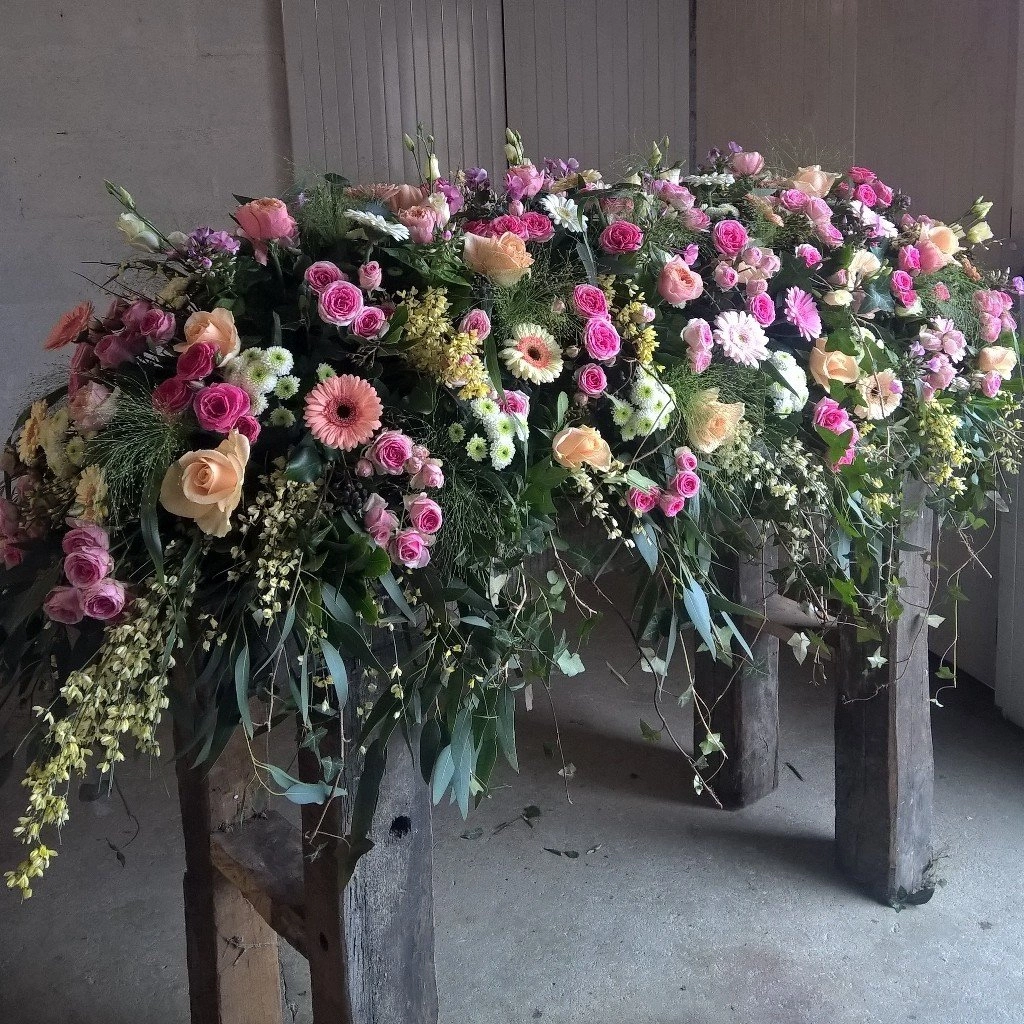 Dessus De Cercueil, par LP floral designer, fleuriste à Villenave-d'Ornon