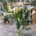 Pepites de saison, produit Local: les Arums Blancs, par Magnolia Fleuriste, fleuriste à Antibes