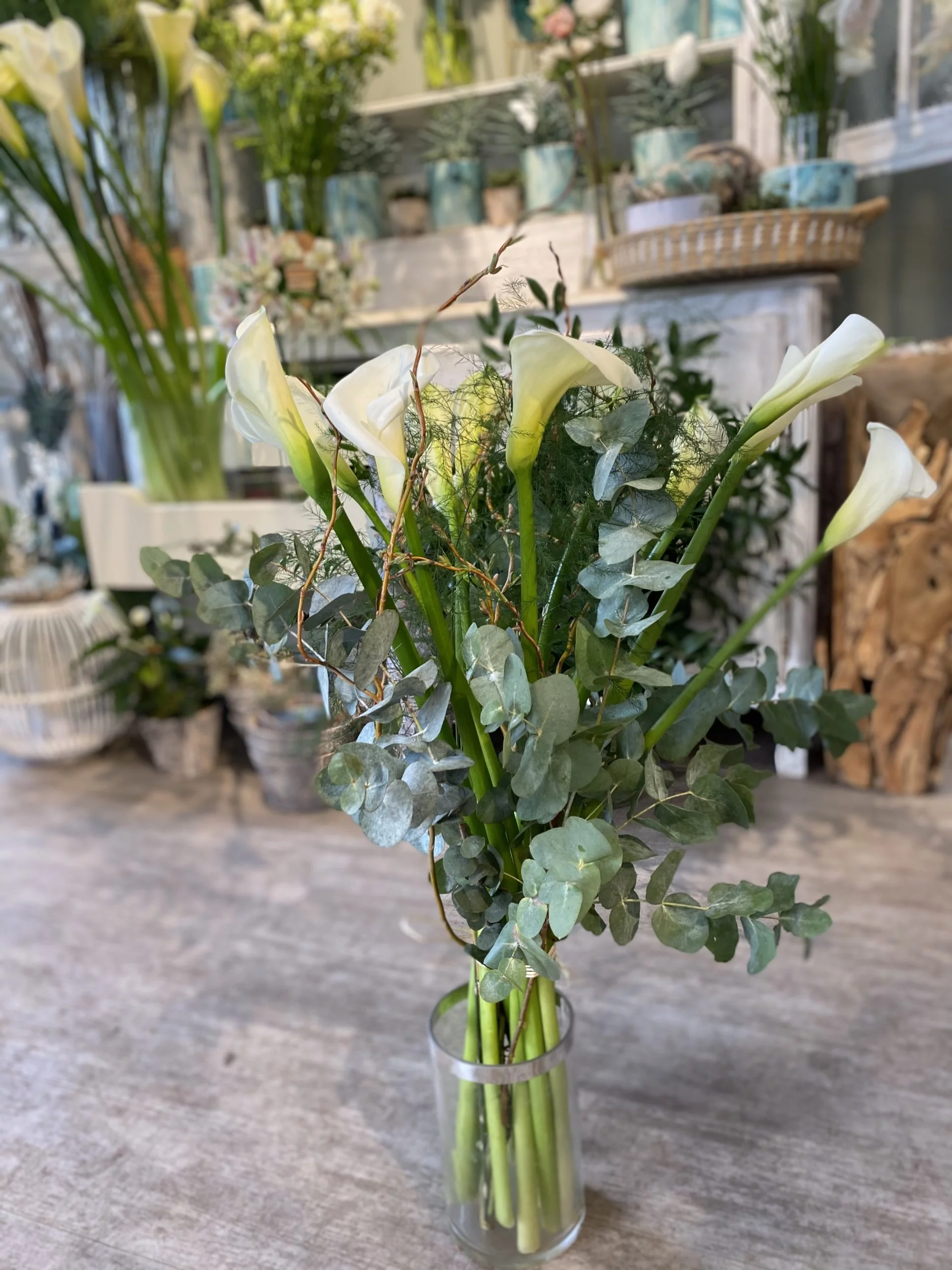 Pepites de saison, produit Local: les Arums Blancs, par Magnolia Fleuriste, fleuriste à Antibes