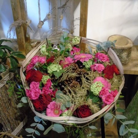 Bouquet Structure, par Akane - Le murmure des fleurs, fleuriste à Tavernes
