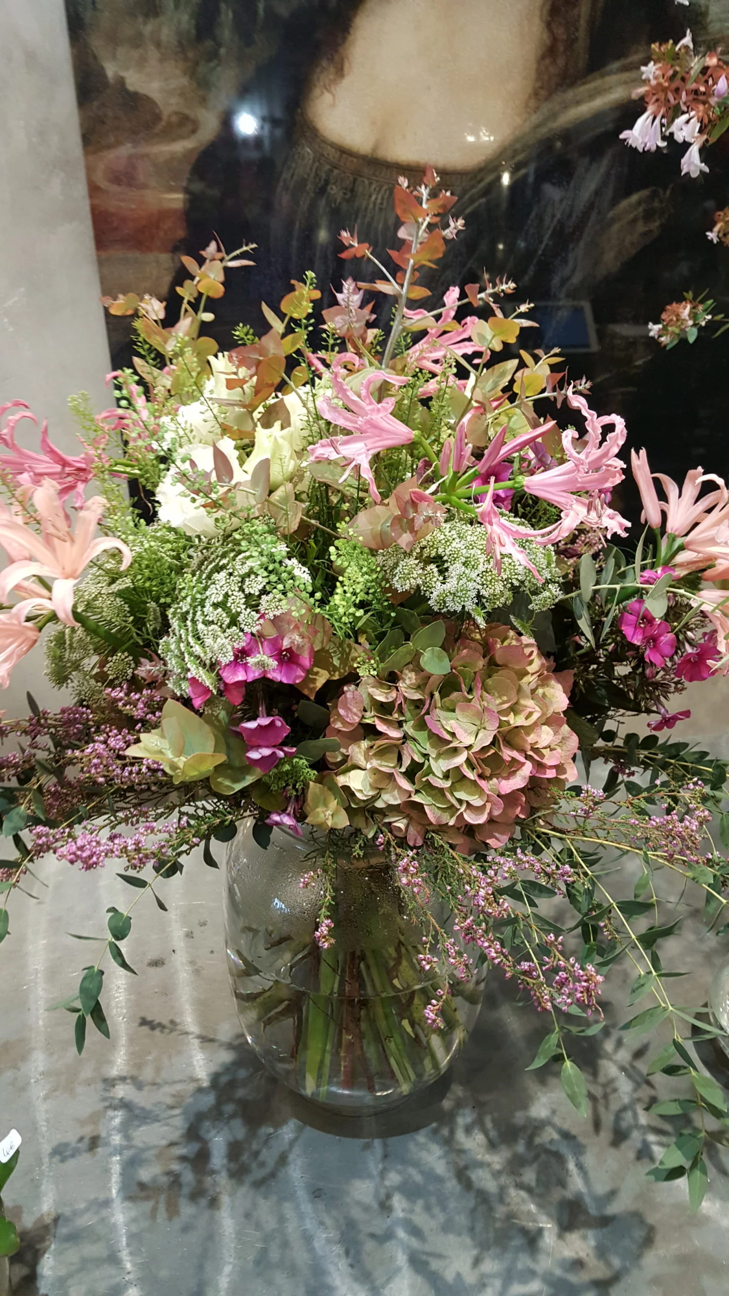 Bouquet flou champêtre, par Atelier Floral - Le bouscat, fleuriste à Le bouscat
