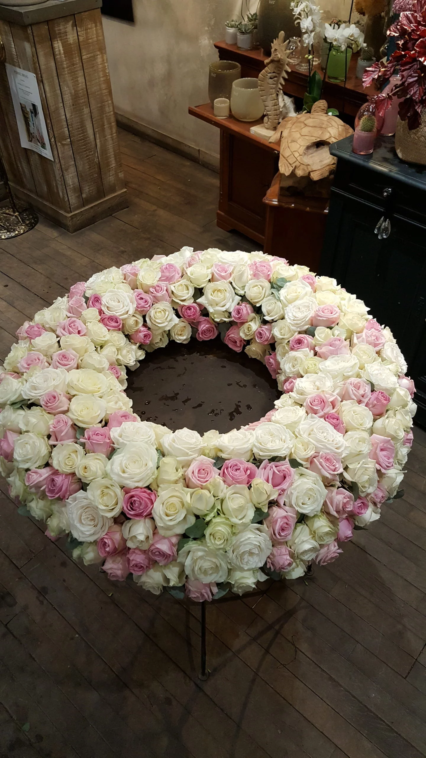 Couronne de fleurs, par Atelier Floral - Le bouscat, fleuriste à Le bouscat