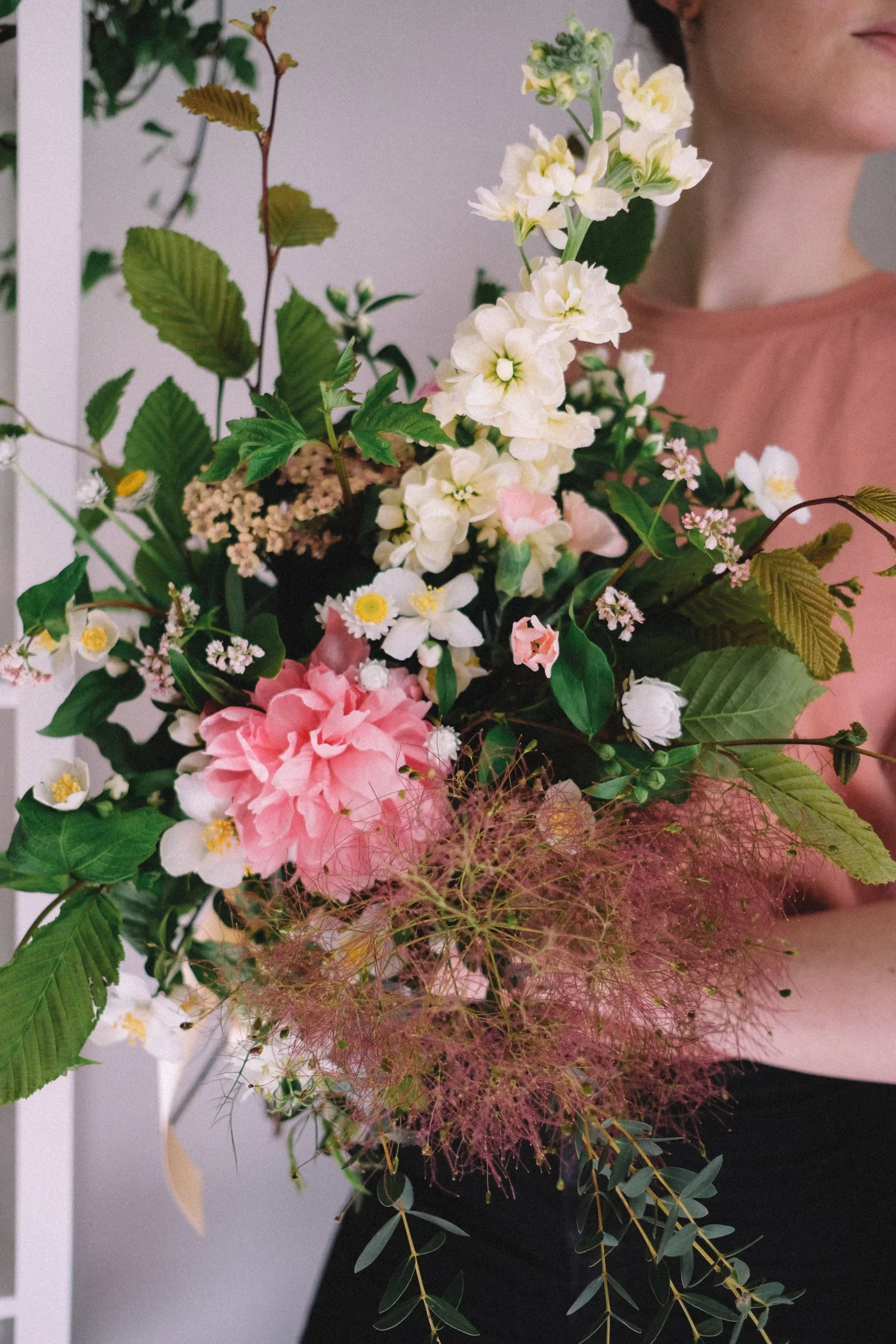 Bouquet feuillu, par Un Amour de Fleur, fleuriste à Paris