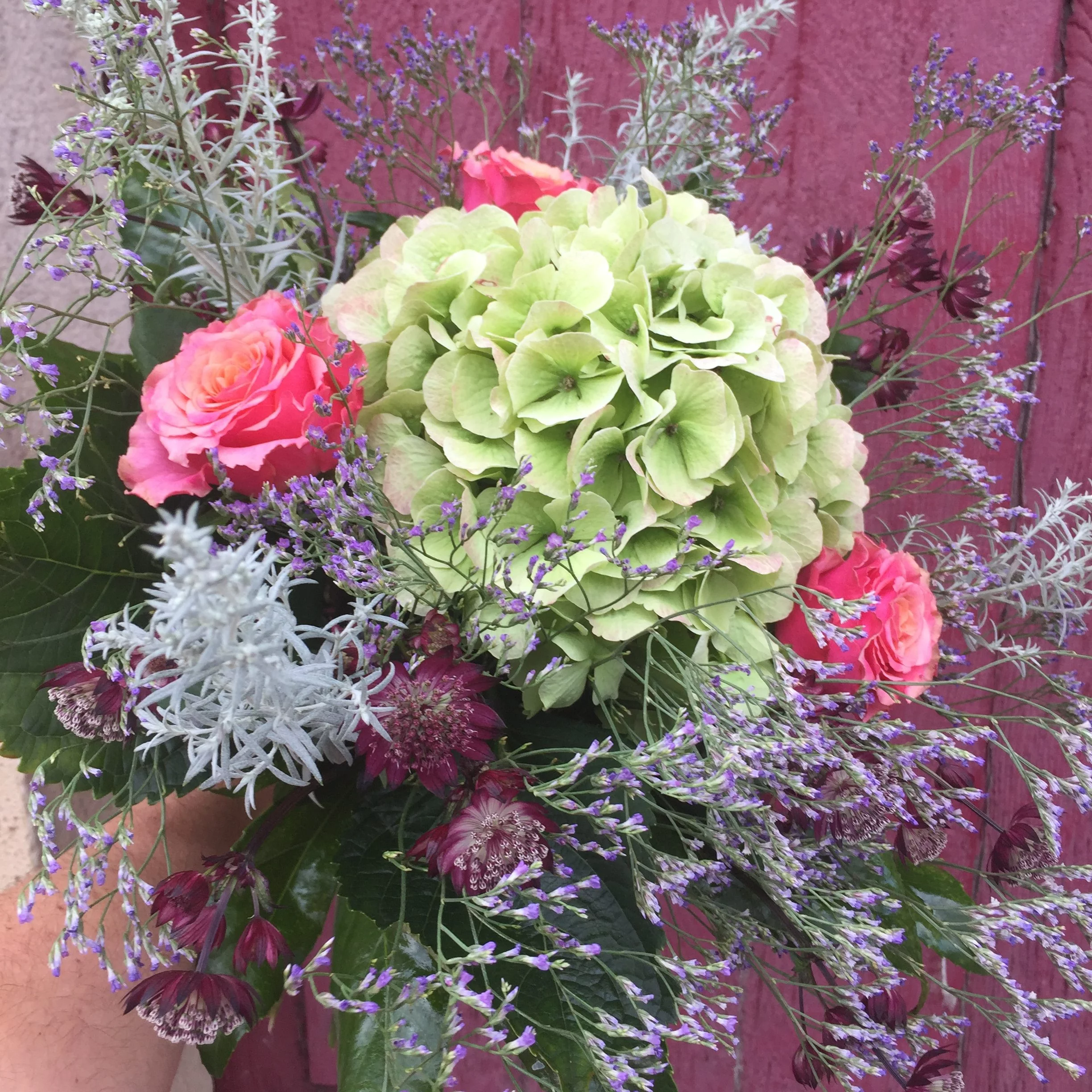 Bouquet de fleurs de saisons, par Cocon floral, fleuriste à Saint-Georges-de-Reneins