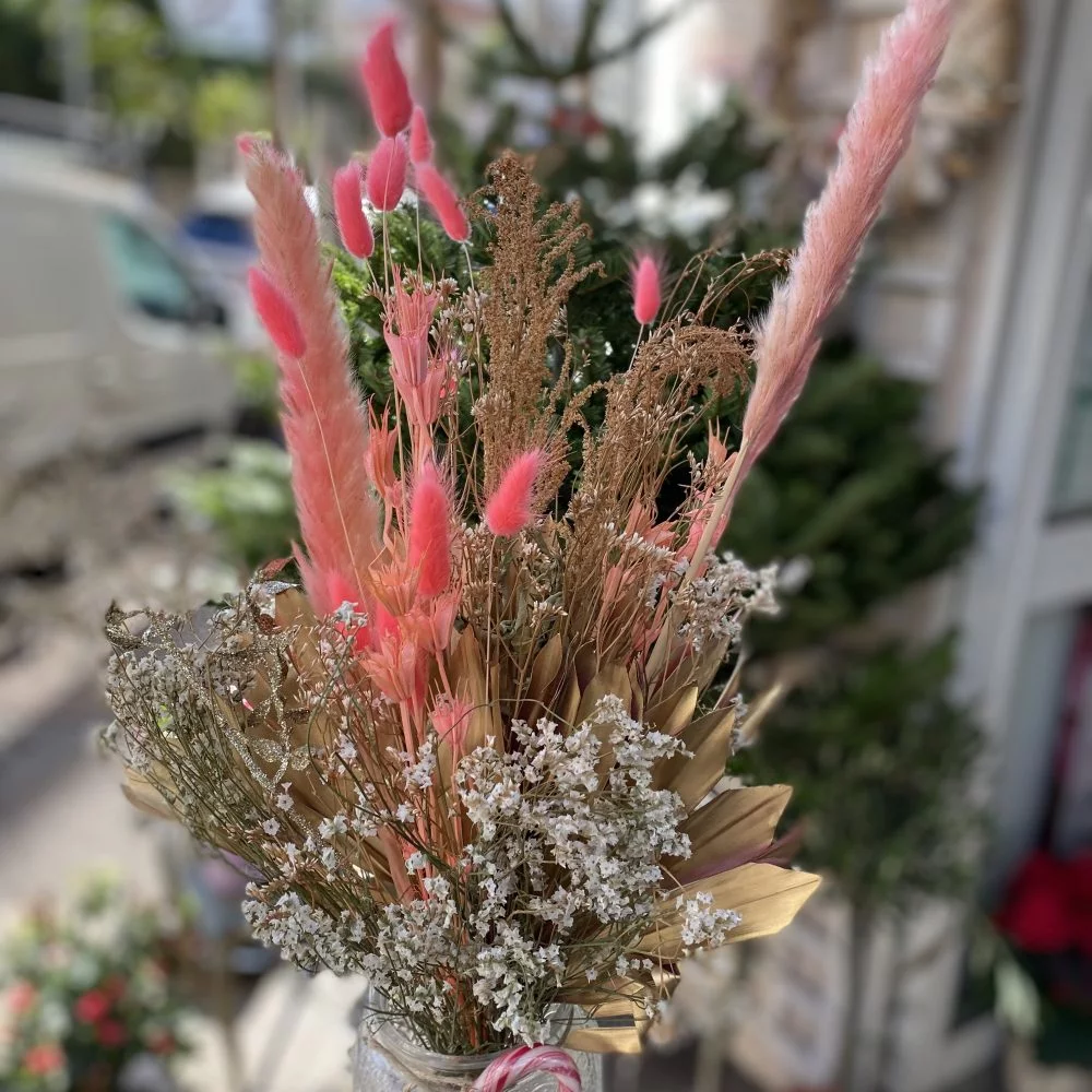 Bouquet de fleurs séchées Noël éternel, par Magnolia Fleuriste, fleuriste à Antibes