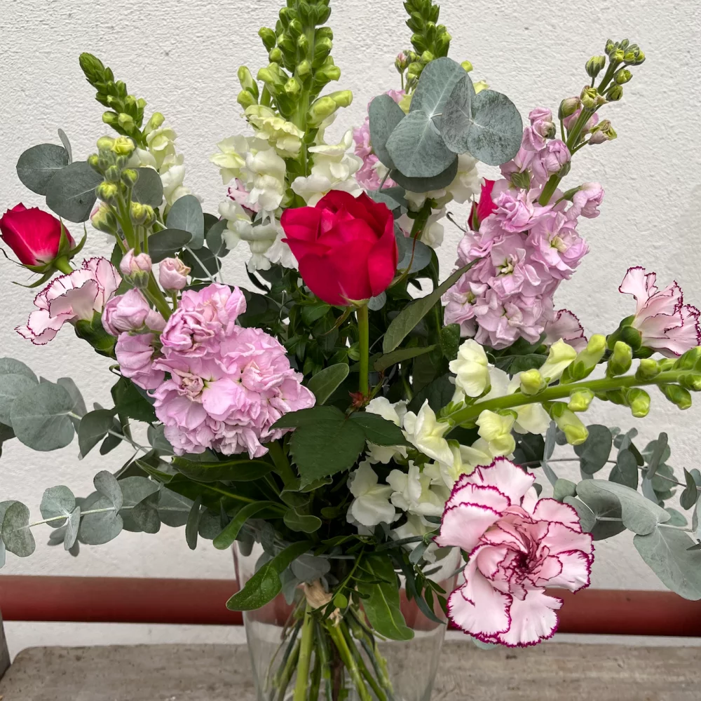 Brassée de fleurs du Midi coloré- Tiges moyennes, par Fleurs Kammerer, fleuriste à Illkirch-Graffenstaden