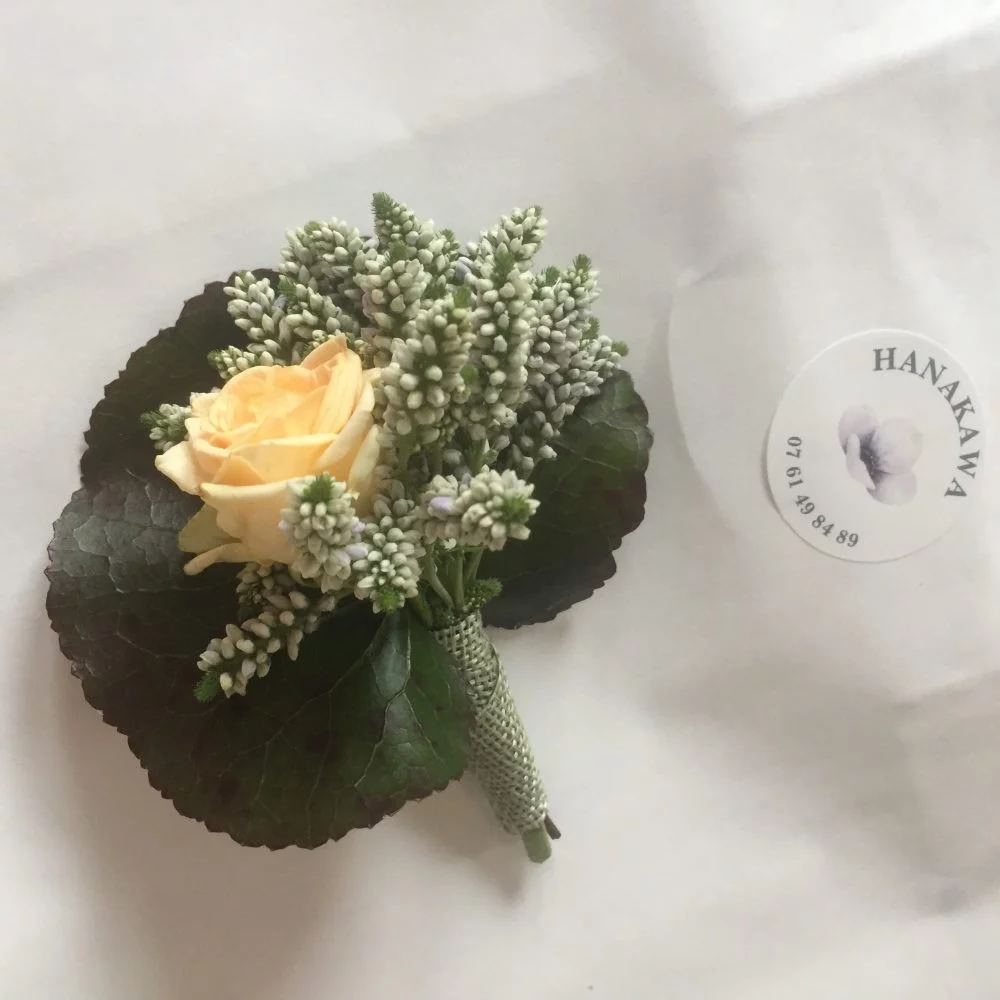 Accessoires mariage, par Hanakawa, fleuriste à Meudon