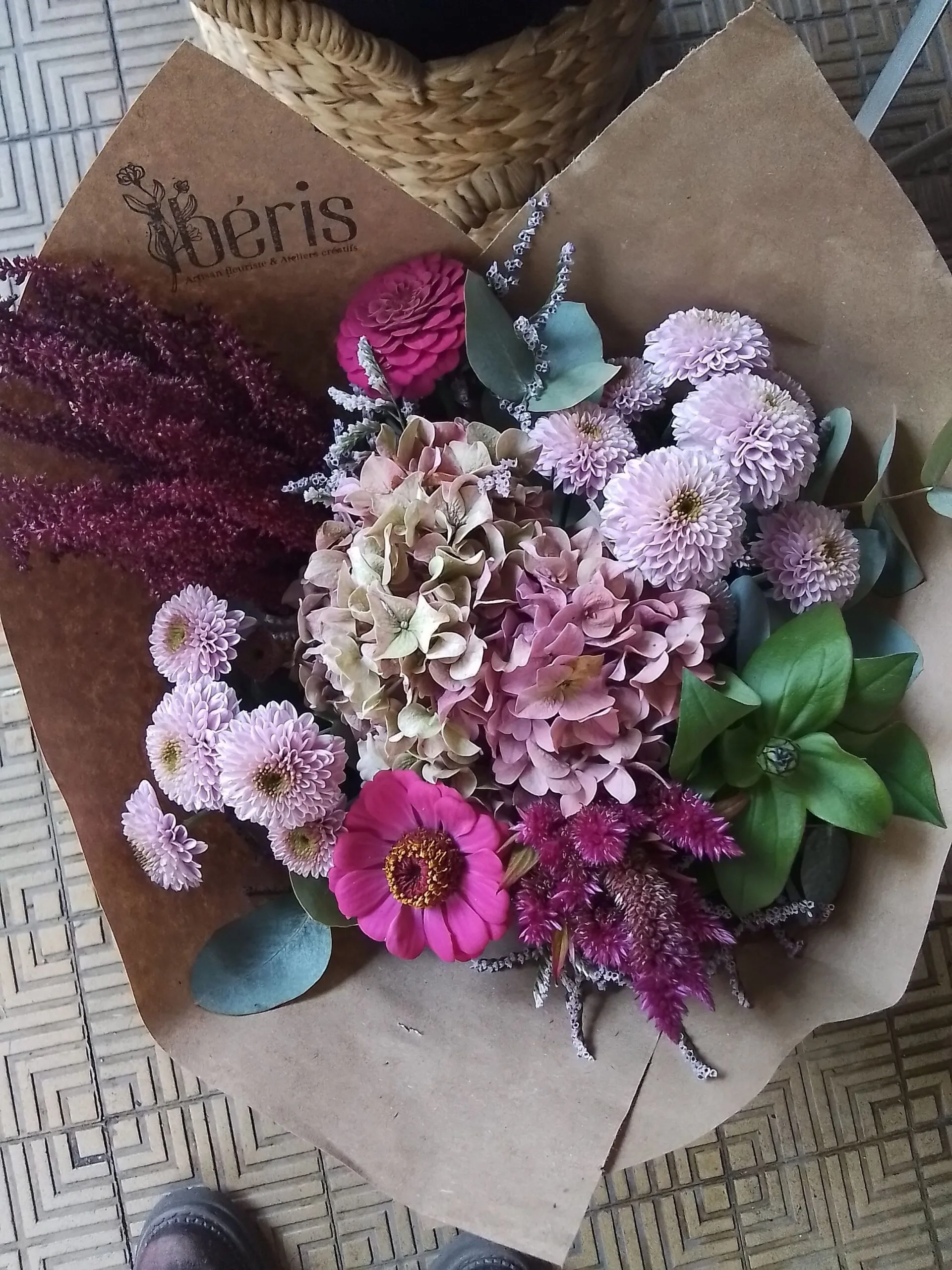 Bouquet de saison, par Iberis Annecy, fleuriste à Annecy