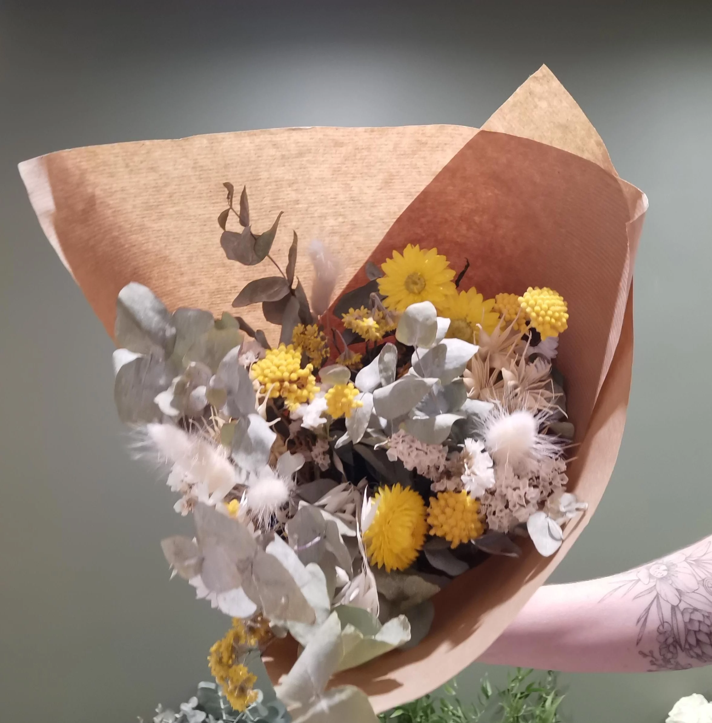 Bouquet de fleurs séchées, par Iberis Annecy, fleuriste à Annecy