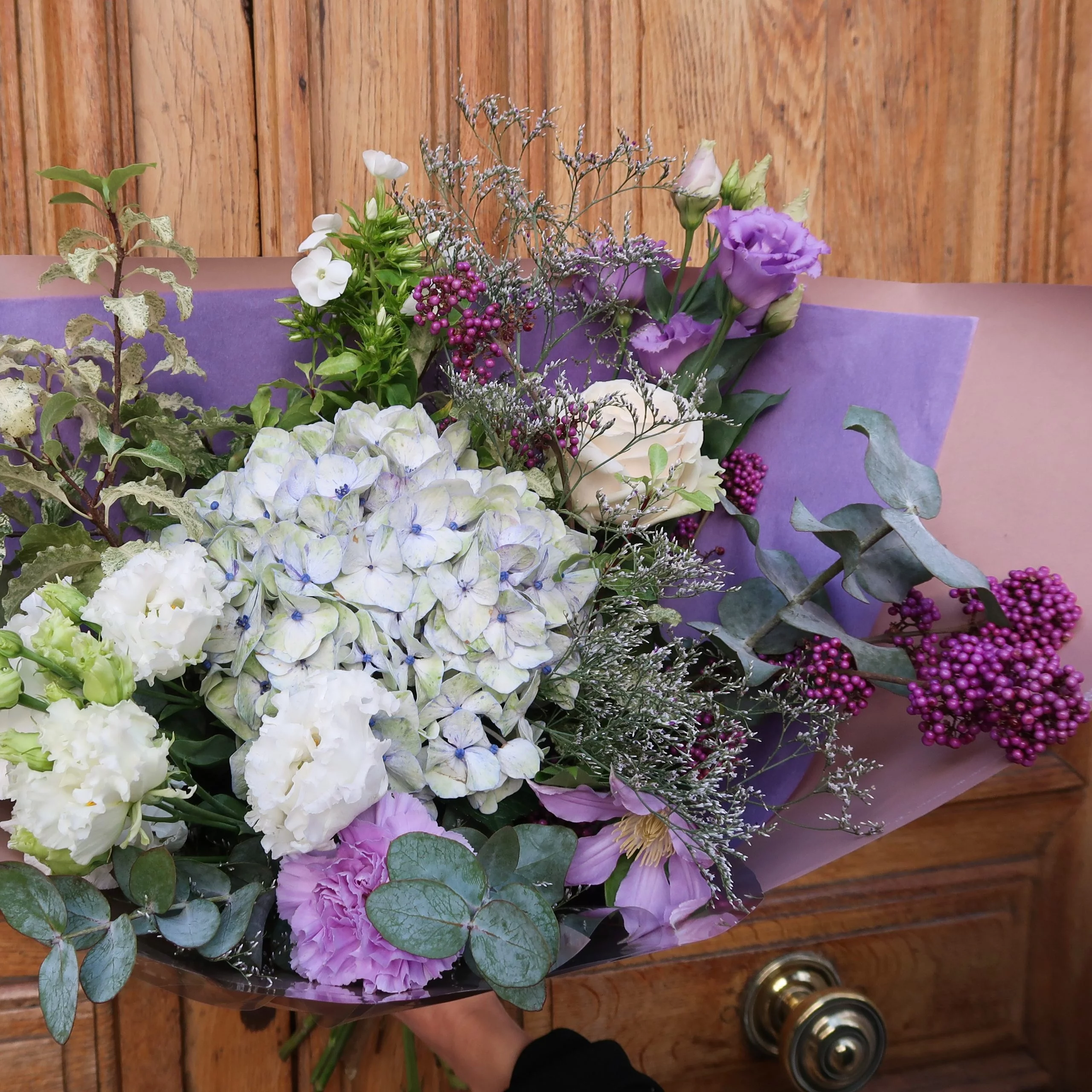 Bouquet Sweet Parme, par Tiffany Levain, fleuriste à Paris