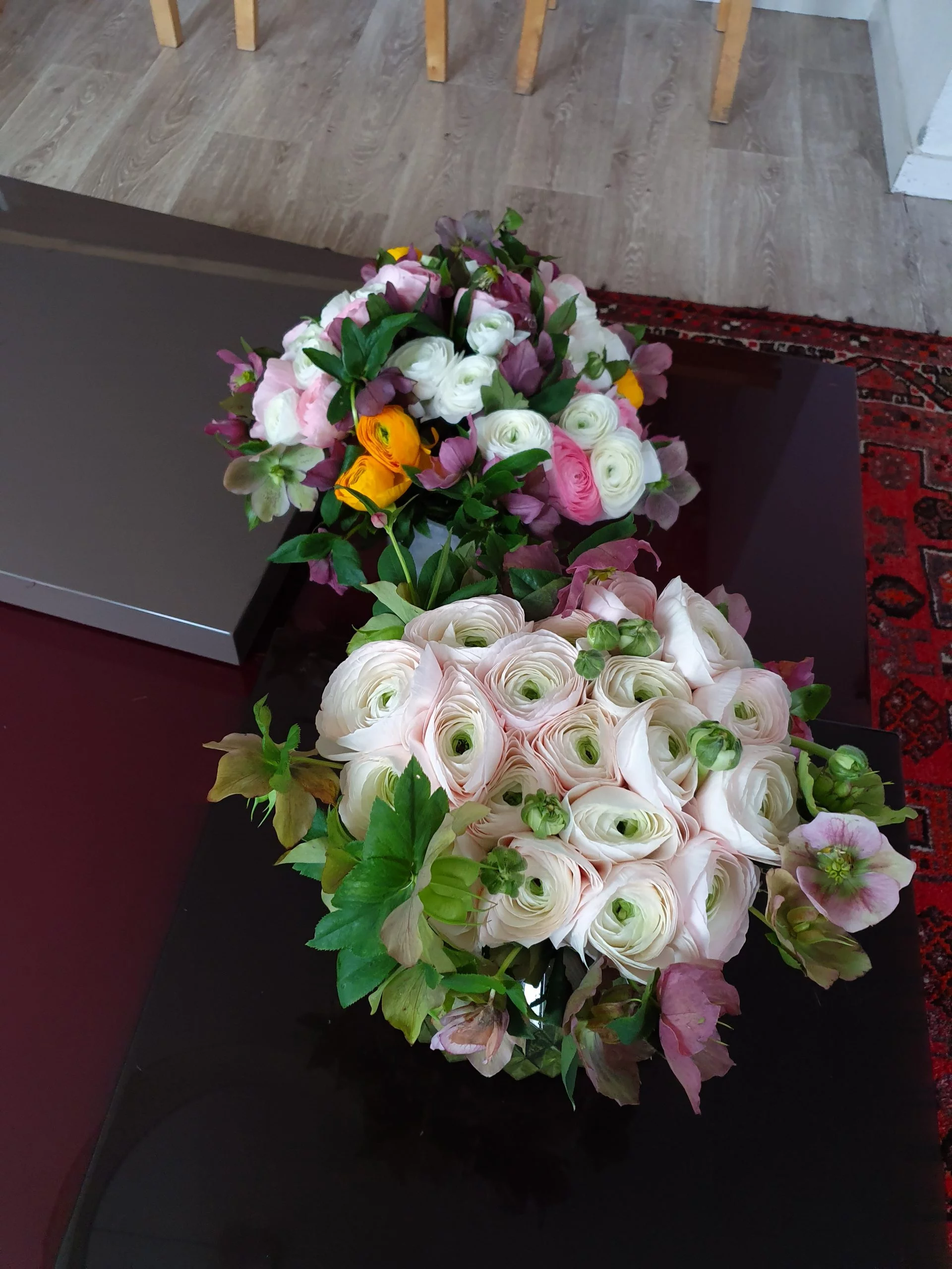 Bouquet de renoncules, par La fleuriste, fleuriste à Bordeaux