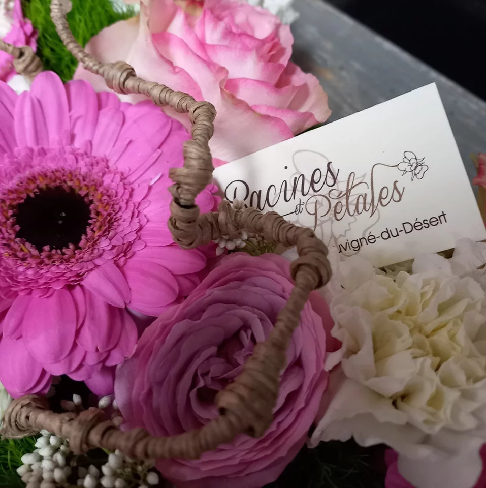 Livraison de fleurs Louvigné-du-Désert et proximité, par Racines Et Pétales, artisan fleuriste