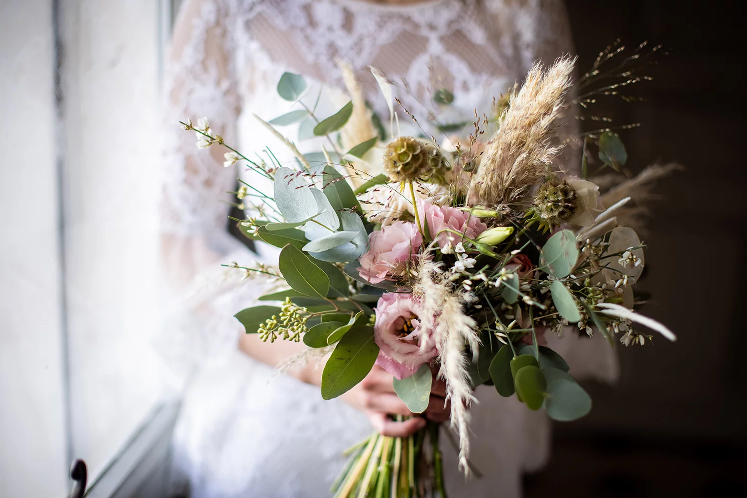 Bouquet de Mariée, par Atelier Armelle Alleton, fleuriste à Le Mans