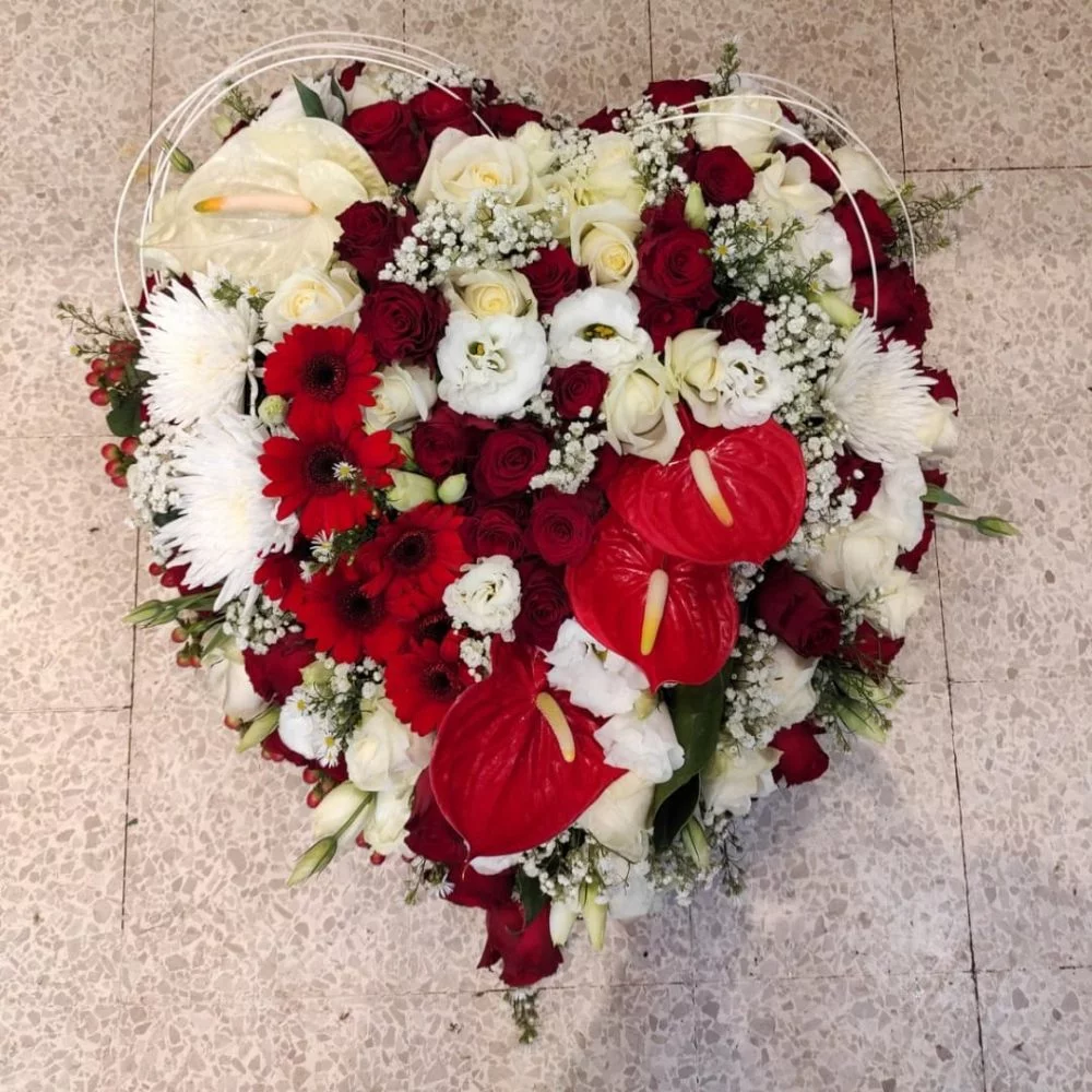 Coeur deuil, par Duo de Fleurs, fleuriste à Toulon