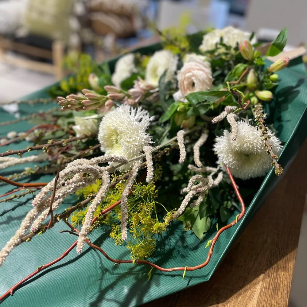 Gerbe deuil de La Maison Fleurie, par La Maison Fleurie, fleuriste à Douai