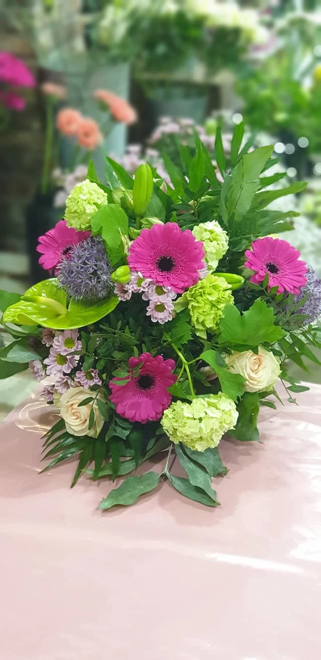 Bouquet Fête des Mères, par Fleurs Baccara, fleuriste à Dour